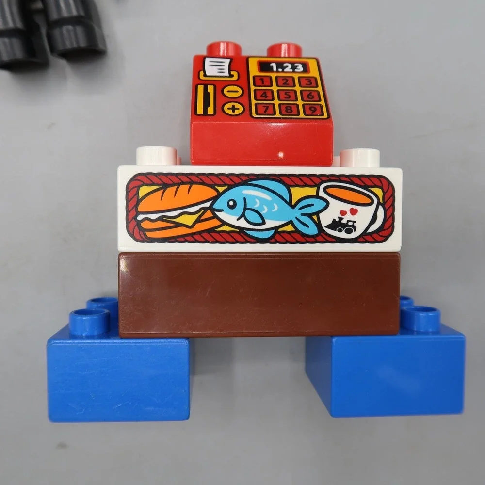 Duplo Lego 10875 Figure Capain Chef Fish Register Chocolate Milk Chair Lot